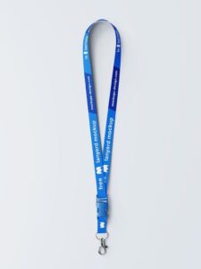 کارت آویز گردنی 8 15mm Lanyard Mockup 1 768x1024 1